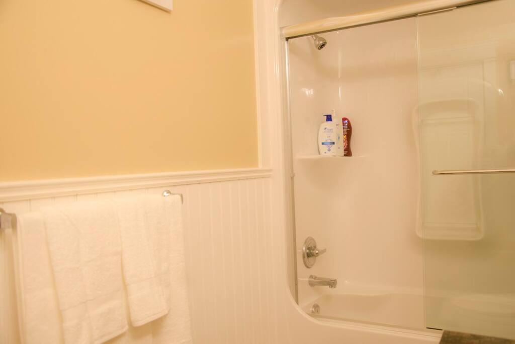 Rocky Ridge Executive Suite Victoria Eksteriør billede